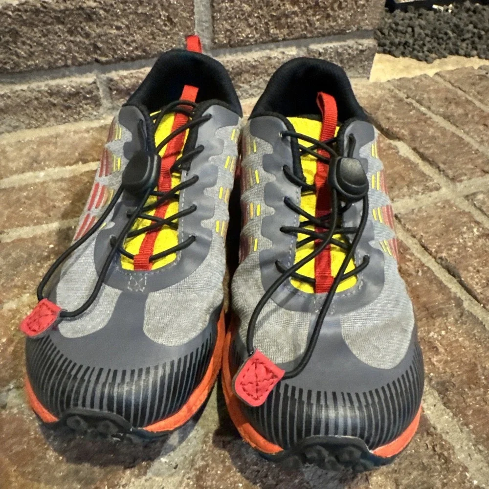 Merrell MK268072 Agility Peak Trail Running Shoes 6M Kids Lava Red Grey #0007